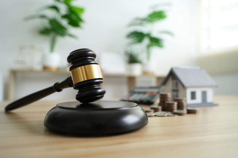 Pros and Cons of Buying a House at Auction