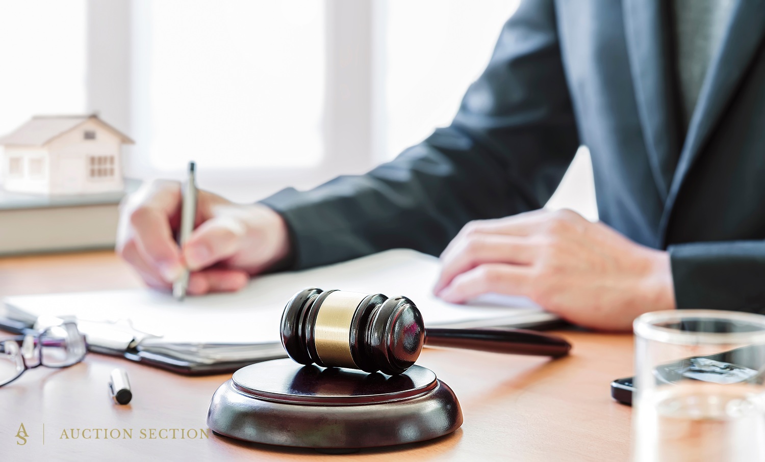 What Is a Real Estate Auction? How It Works for Buyers and Sellers
